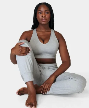 gaia_yoga_bra_0-2.webp Sweaty Betty Gaia Yoga Bra