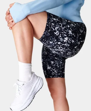 power_quot_biker_shorts_0-25.webp Sweaty Betty Power 9" Biker Shorts