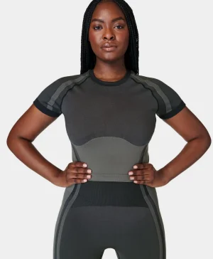 silhouette_sculpt_seamles_0-7.webp Sweaty Betty Silhouette Sculpt Seamless Short Sleeve Top