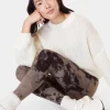 super_soft__yoga_leggings_0.webp Sweaty Betty Super Soft 7/8 Yoga Leggings