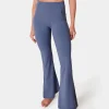 super_soft_flare_yoga_pan_7.webp Sweaty Betty Super Soft Flare Yoga Pants