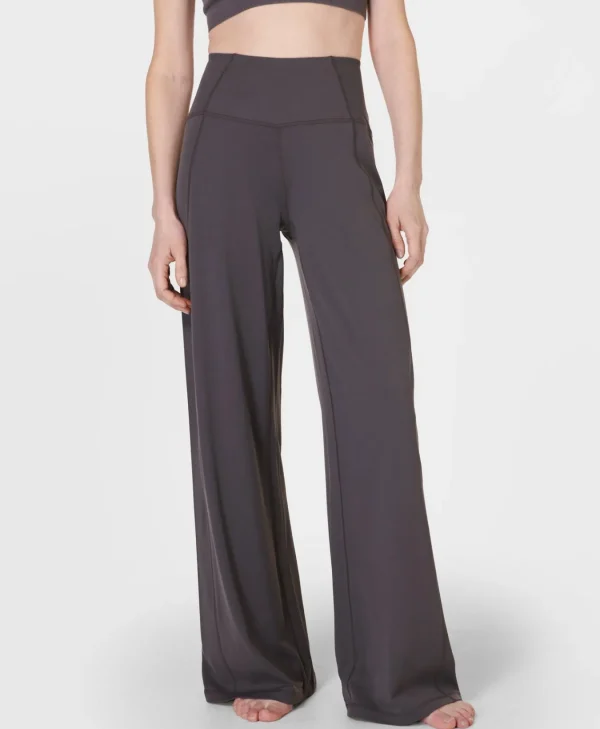 super_soft_ultralite_wide_1.webp Sweaty Betty Super Soft Ultra-Lite Wide Leg Yoga Pants